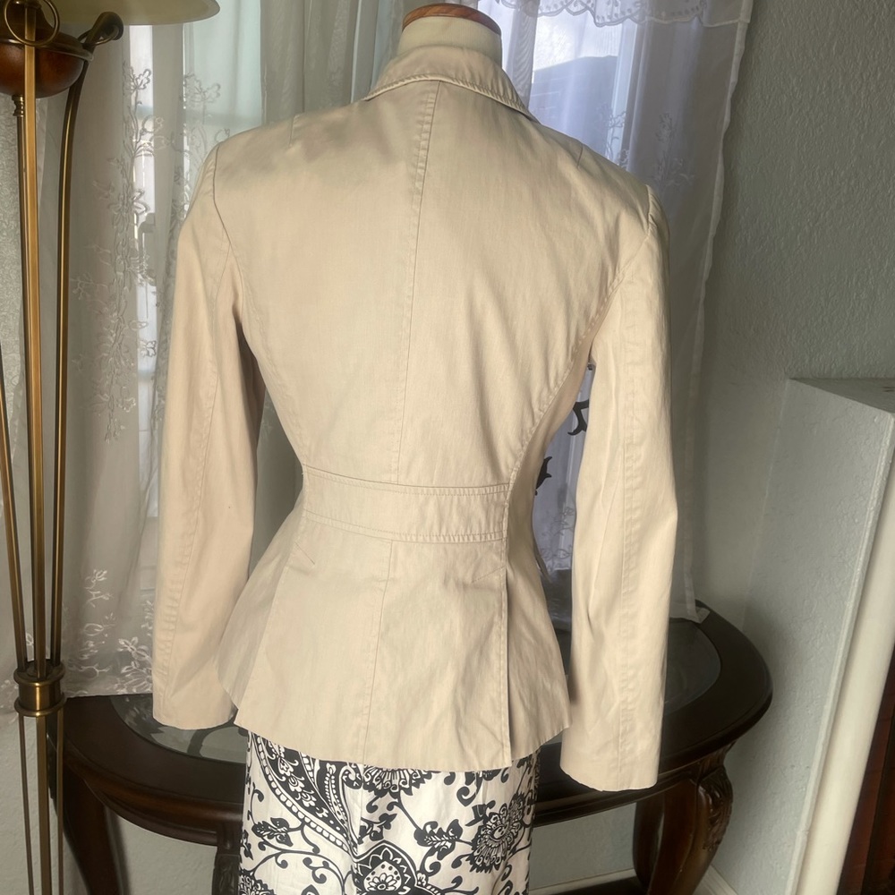 Tan blazer - Picture 2 of 8